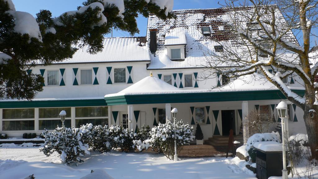 Hotel-Restaurant Arneggers Adler Tiefenbronn Экстерьер фото