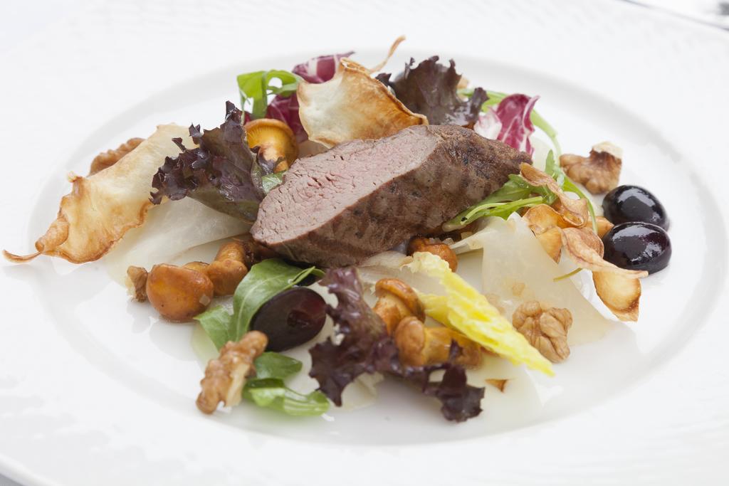 Hotel-Restaurant Arneggers Adler Tiefenbronn Экстерьер фото