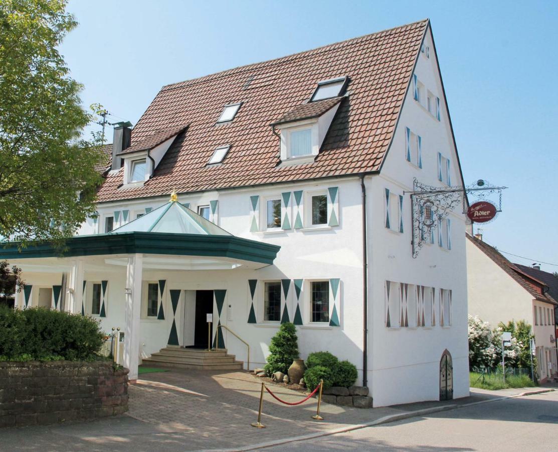 Hotel-Restaurant Arneggers Adler Tiefenbronn Экстерьер фото