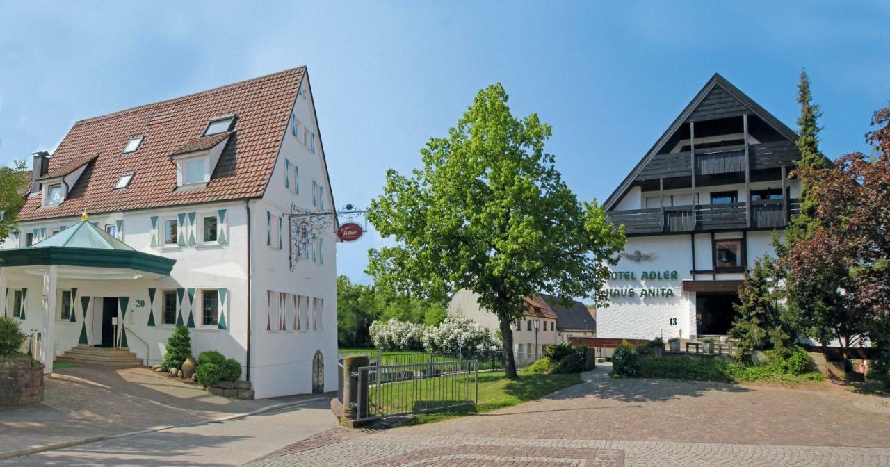 Hotel-Restaurant Arneggers Adler Tiefenbronn Экстерьер фото